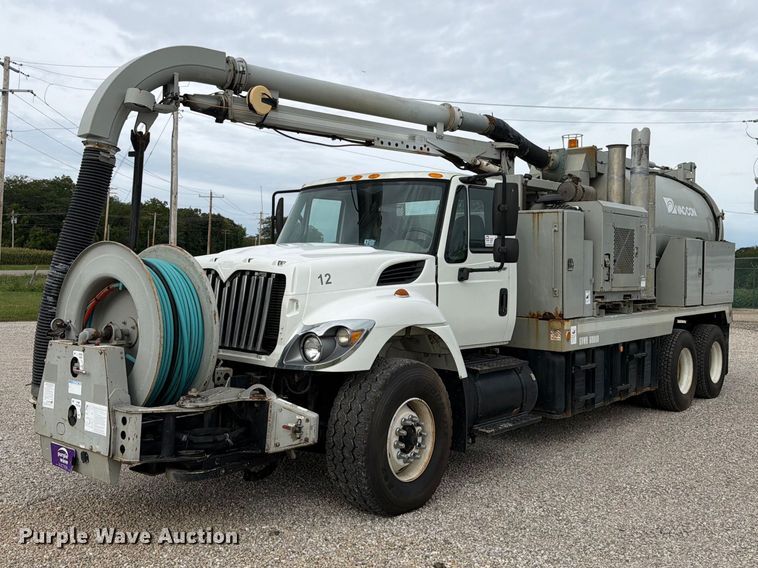 image for item FK4166 2008 International 7400 SFA 6x4 sewer jetter truck