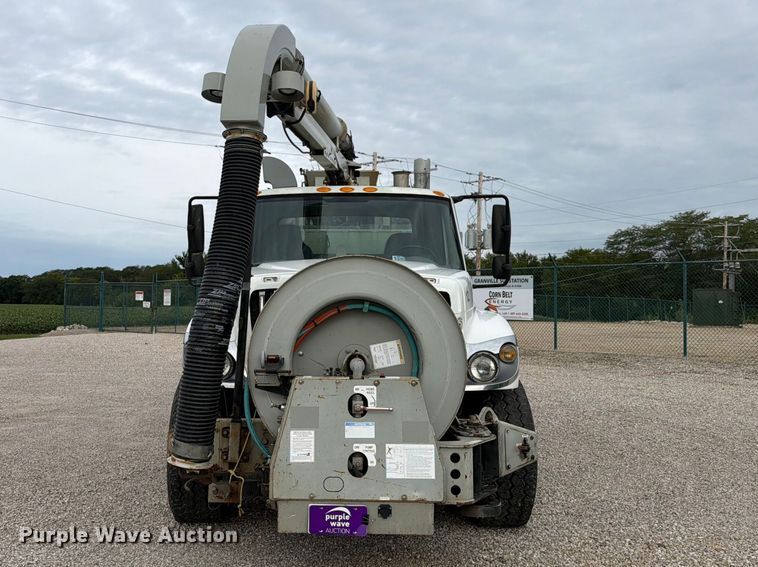 image for item FK4166 2008 International 7400 SFA 6x4 sewer jetter truck