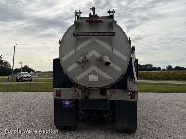 image for item FK4166 2008 International 7400 SFA 6x4 sewer jetter truck
