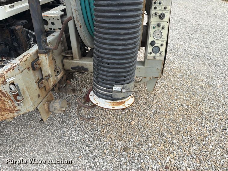 image for item FK4166 2008 International 7400 SFA 6x4 sewer jetter truck