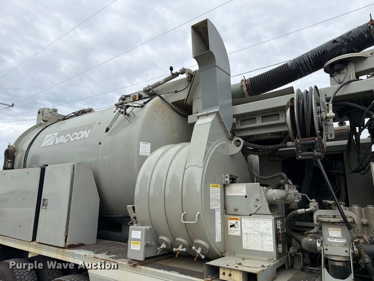 image for item FK4166 2008 International 7400 SFA 6x4 sewer jetter truck