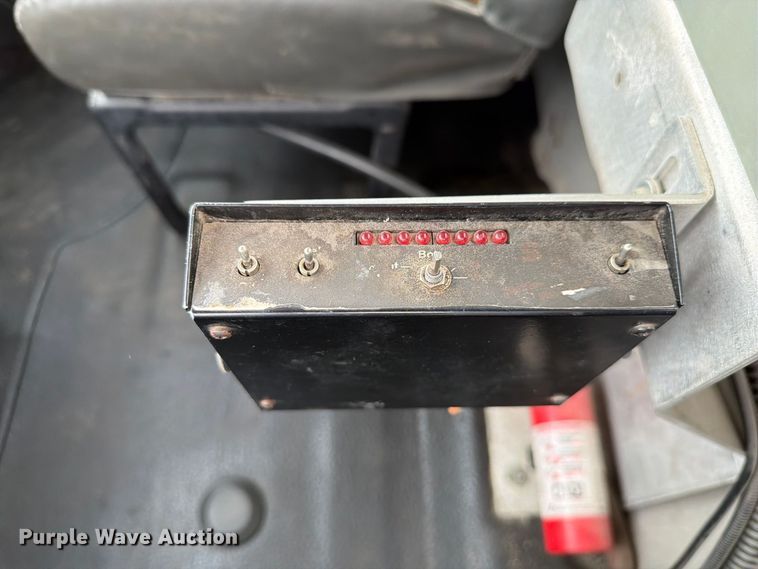 image for item FK4166 2008 International 7400 SFA 6x4 sewer jetter truck