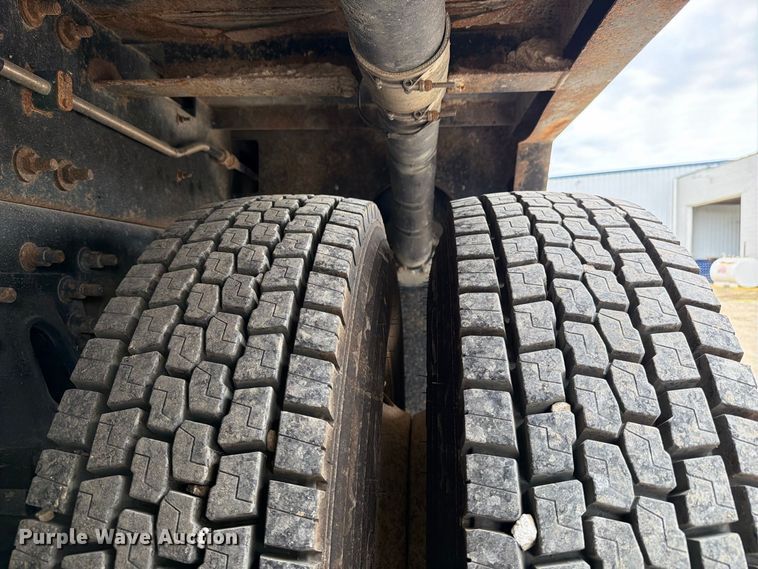 image for item FK4166 2008 International 7400 SFA 6x4 sewer jetter truck