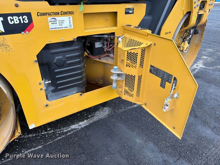 image for item FK4178 2021 Caterpillar CB13 double drum vibratory roller
