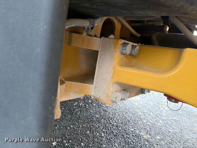 image for item FK4178 2021 Caterpillar CB13 double drum vibratory roller