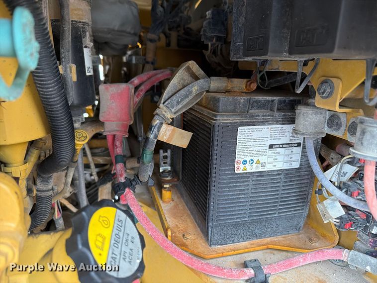 image for item FK4178 2021 Caterpillar CB13 double drum vibratory roller