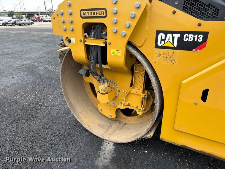image for item FK4179 2021 Caterpillar CB13 double drum vibratory roller