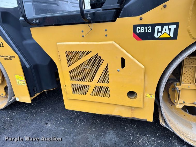 image for item FK4179 2021 Caterpillar CB13 double drum vibratory roller