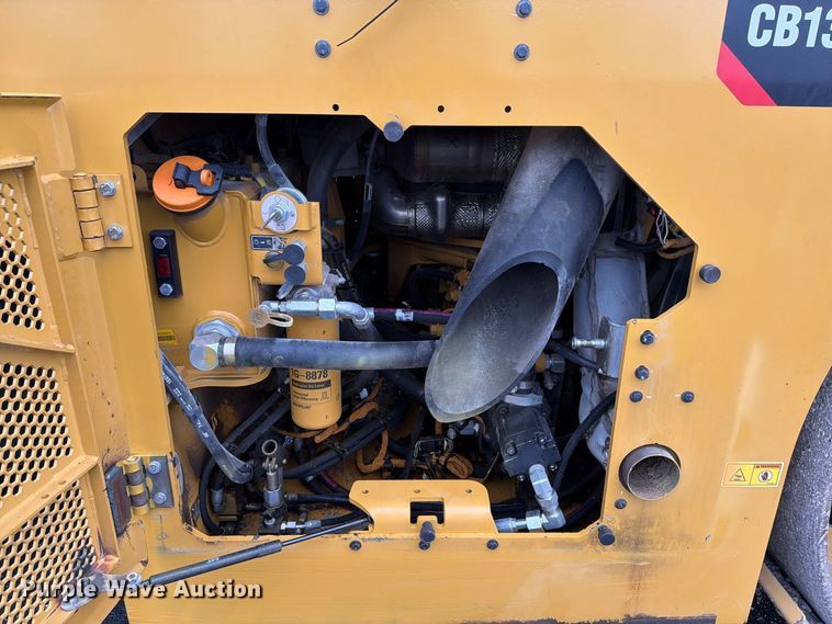 image for item FK4179 2021 Caterpillar CB13 double drum vibratory roller
