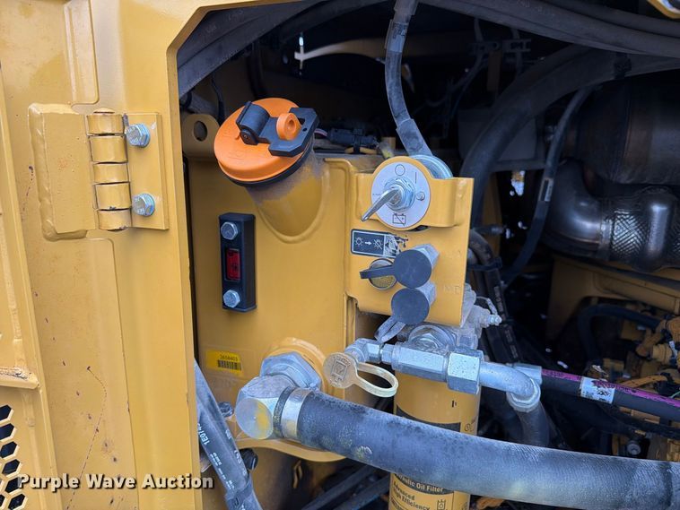 image for item FK4179 2021 Caterpillar CB13 double drum vibratory roller