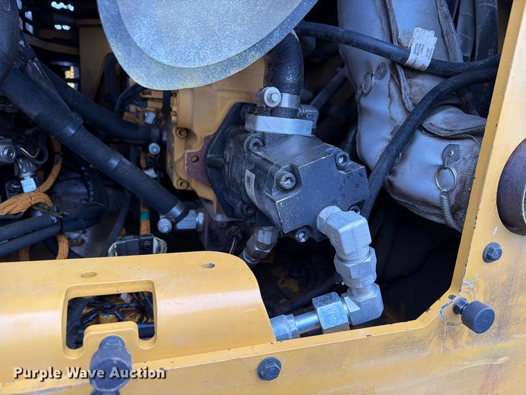 image for item FK4179 2021 Caterpillar CB13 double drum vibratory roller