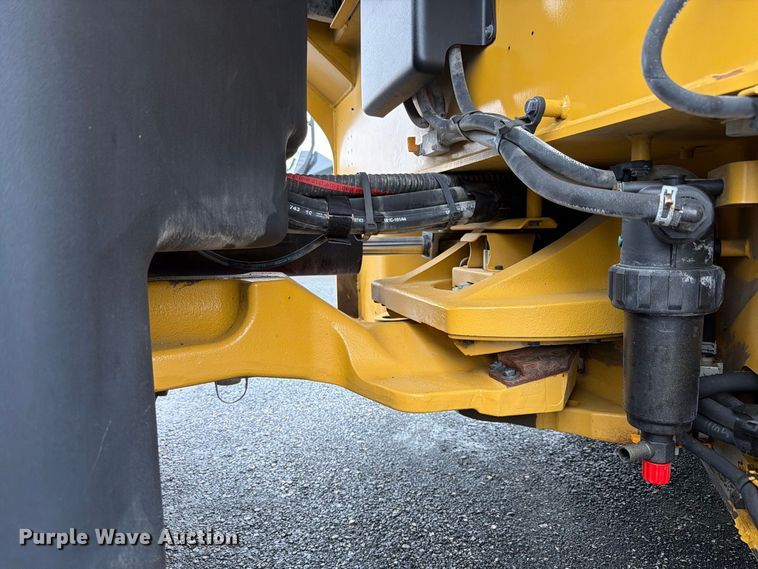 image for item FK4179 2021 Caterpillar CB13 double drum vibratory roller