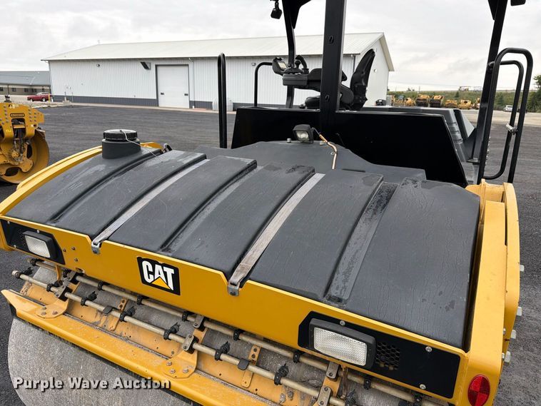 image for item FK4179 2021 Caterpillar CB13 double drum vibratory roller