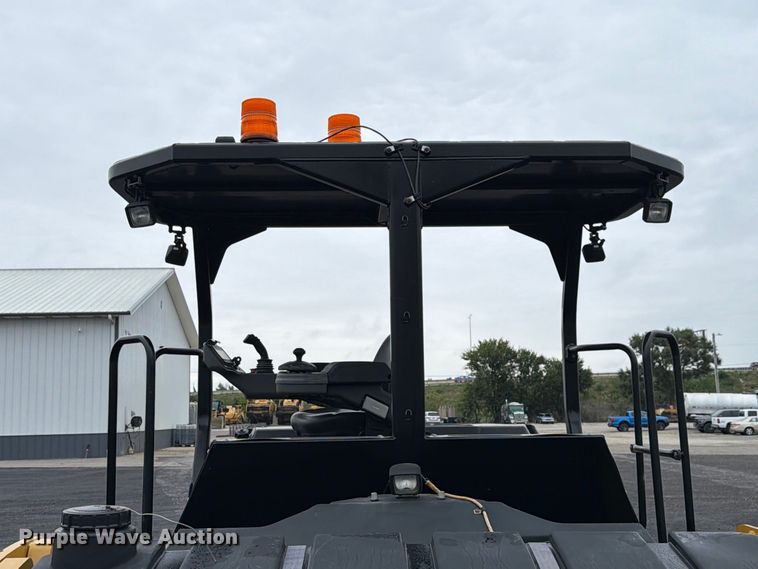 image for item FK4179 2021 Caterpillar CB13 double drum vibratory roller