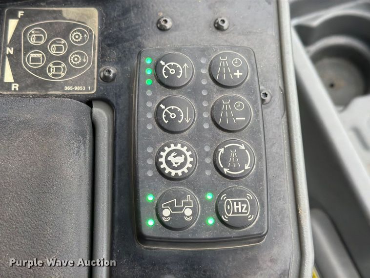 image for item FK4179 2021 Caterpillar CB13 double drum vibratory roller