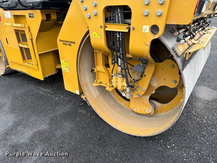 image for item FK4179 2021 Caterpillar CB13 double drum vibratory roller