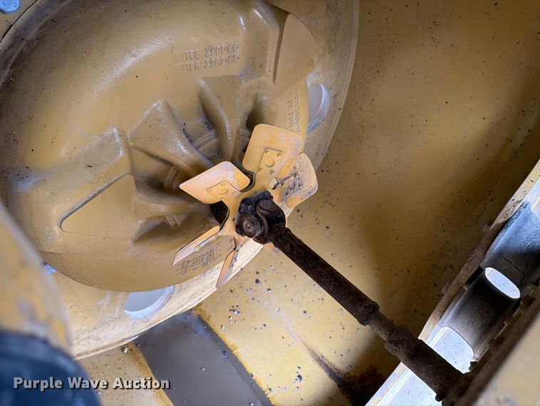 image for item FK4179 2021 Caterpillar CB13 double drum vibratory roller