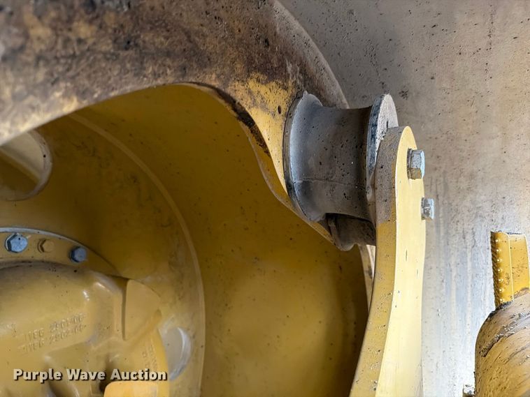 image for item FK4179 2021 Caterpillar CB13 double drum vibratory roller