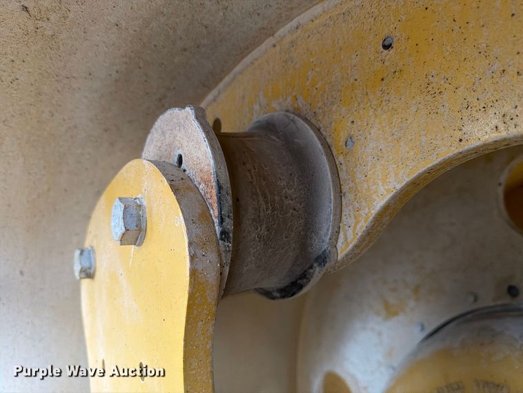 image for item FK4179 2021 Caterpillar CB13 double drum vibratory roller