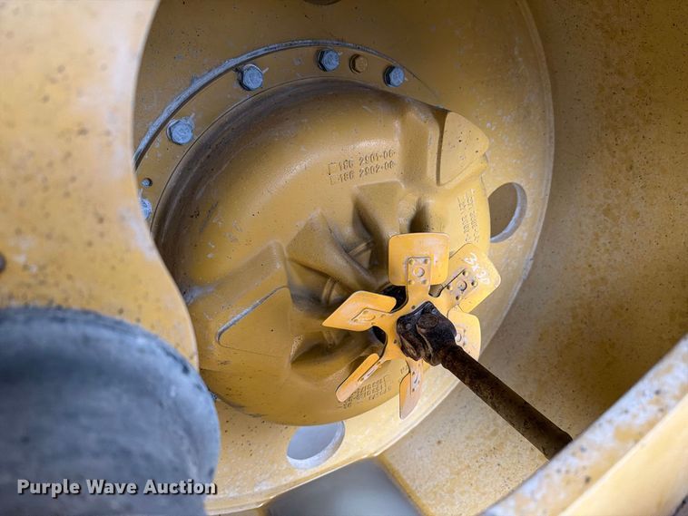 image for item FK4179 2021 Caterpillar CB13 double drum vibratory roller