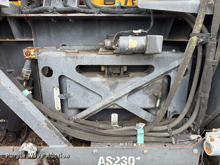 image for item FK4180 2006 Caterpillar AP1000D paver