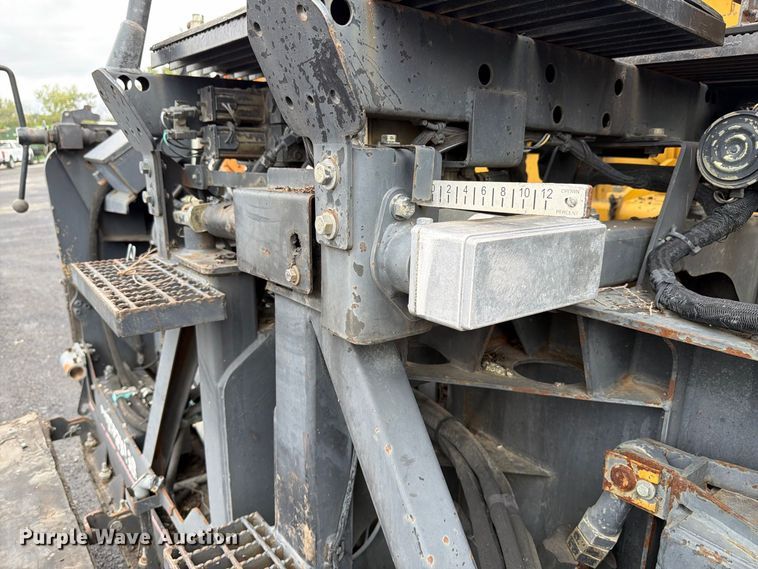 image for item FK4180 2006 Caterpillar AP1000D paver