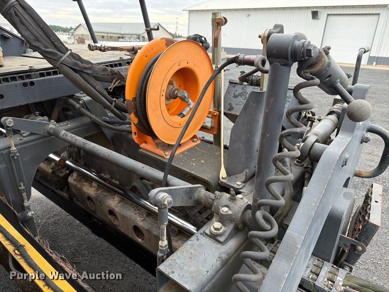 image for item FK4180 2006 Caterpillar AP1000D paver