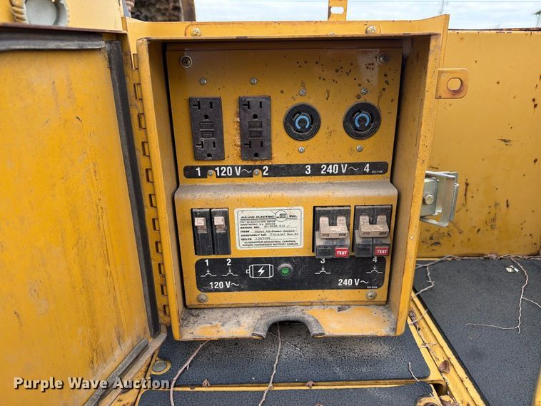 image for item FK4180 2006 Caterpillar AP1000D paver
