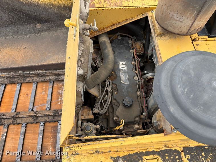 image for item FK4180 2006 Caterpillar AP1000D paver