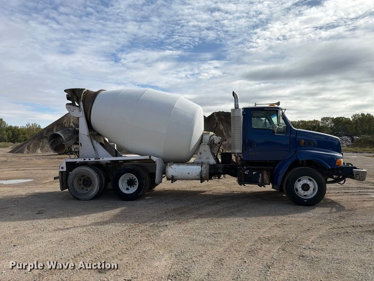 image for item FK4185 1999 Sterling ready mix truck