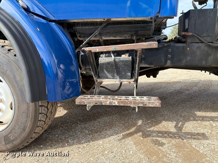 image for item FK4185 1999 Sterling ready mix truck