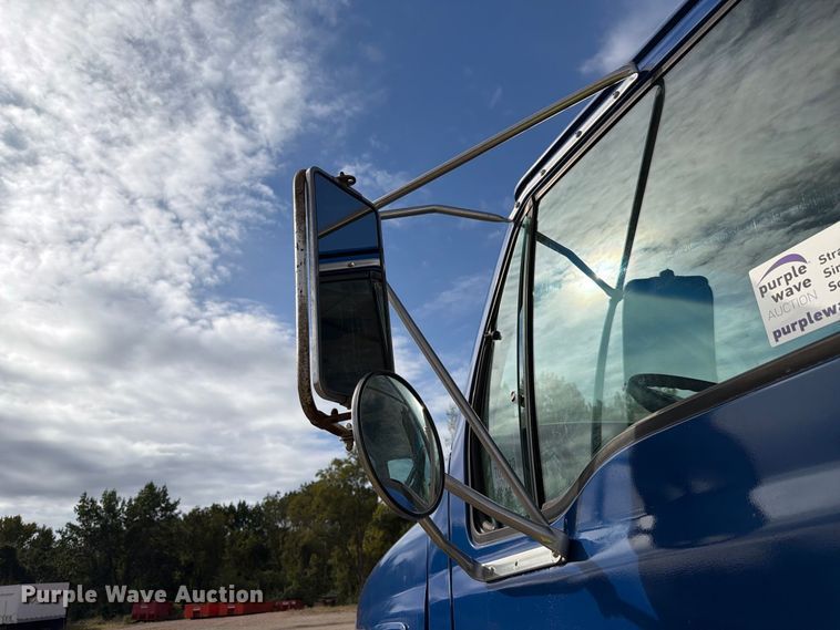 image for item FK4185 1999 Sterling ready mix truck