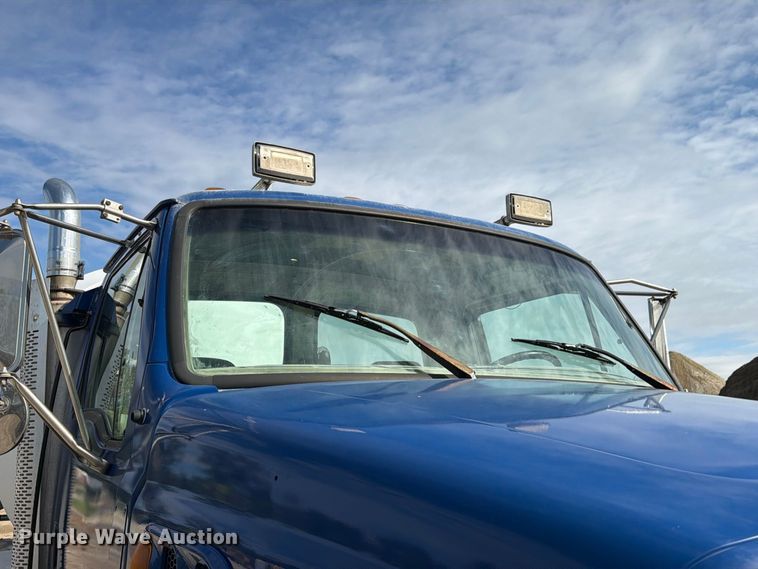 image for item FK4185 1999 Sterling ready mix truck