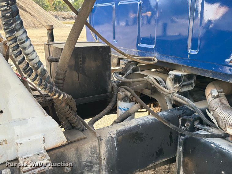 image for item FK4185 1999 Sterling ready mix truck