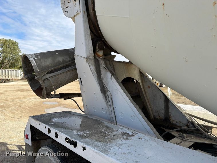 image for item FK4185 1999 Sterling ready mix truck