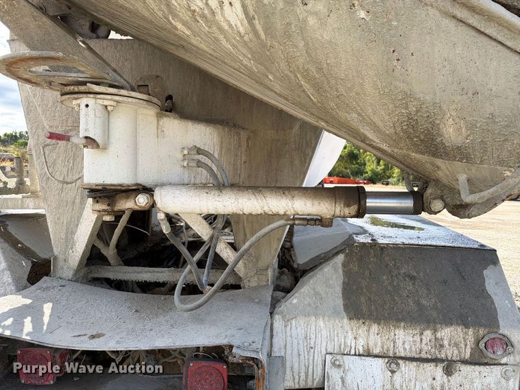 image for item FK4185 1999 Sterling ready mix truck