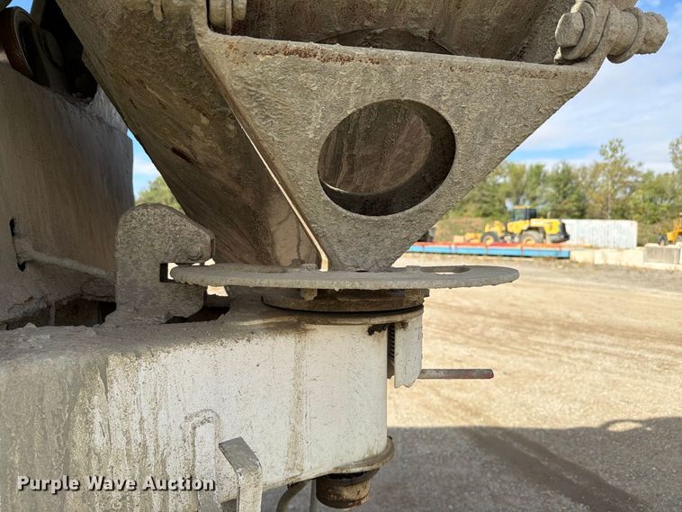 image for item FK4185 1999 Sterling ready mix truck