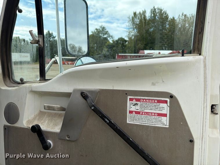 image for item FK4185 1999 Sterling ready mix truck
