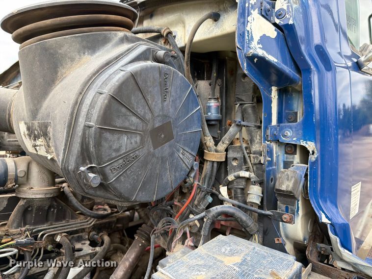 image for item FK4185 1999 Sterling ready mix truck
