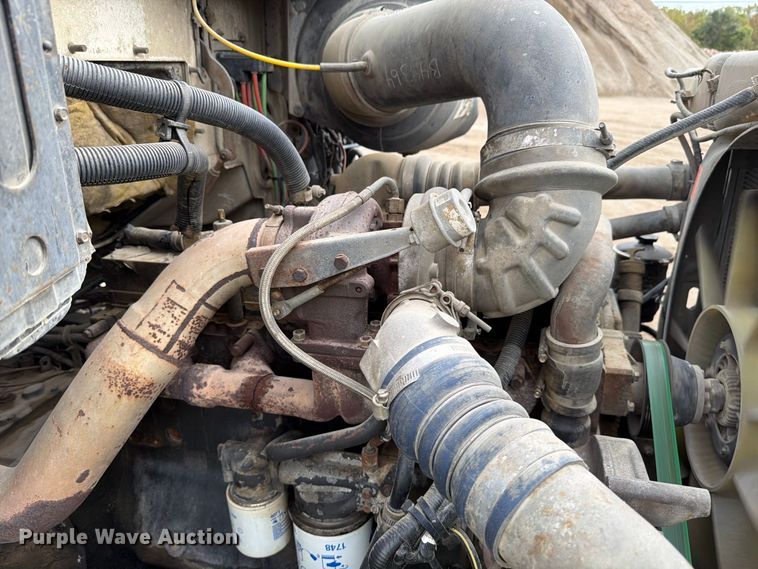 image for item FK4185 1999 Sterling ready mix truck