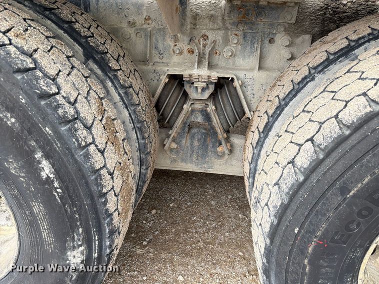 image for item FK4185 1999 Sterling ready mix truck