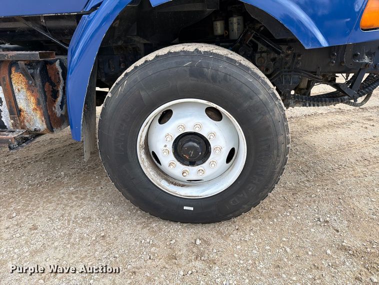 image for item FK4185 1999 Sterling ready mix truck