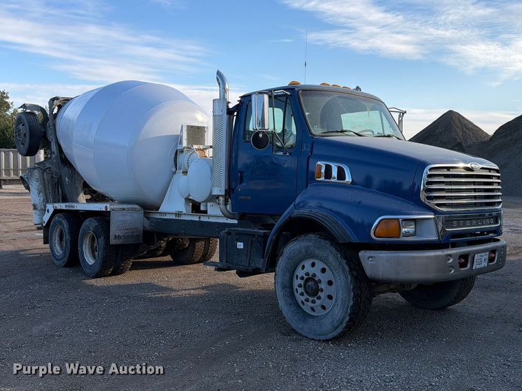 image for item FK4187 1999 Sterling Truck L8513 ready mix truck
