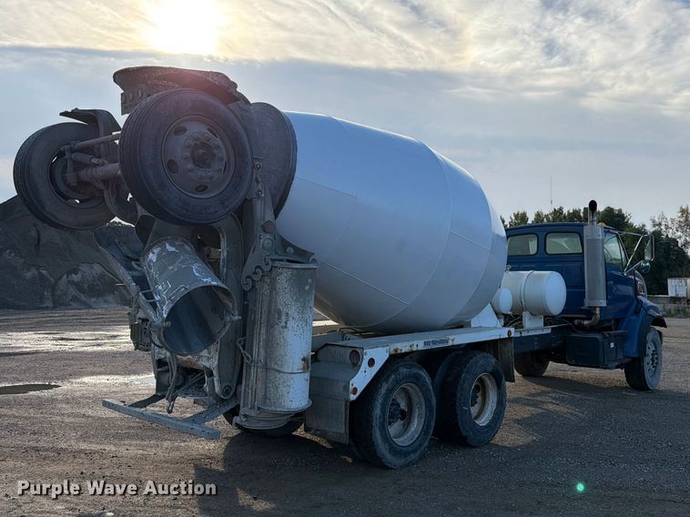 image for item FK4187 1999 Sterling Truck L8513 ready mix truck