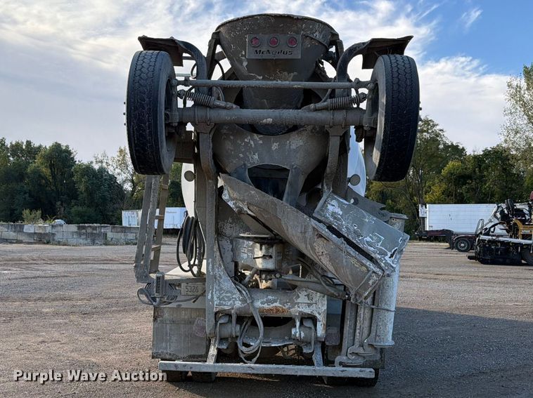 image for item FK4187 1999 Sterling Truck L8513 ready mix truck