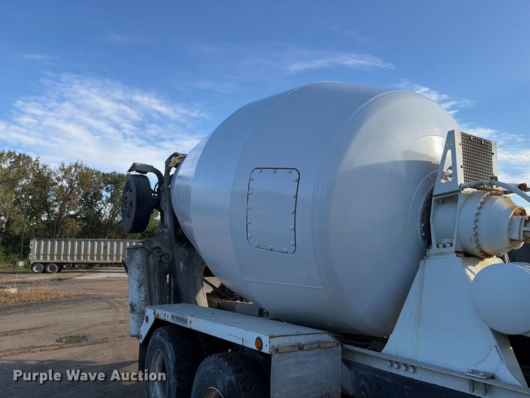image for item FK4187 1999 Sterling Truck L8513 ready mix truck