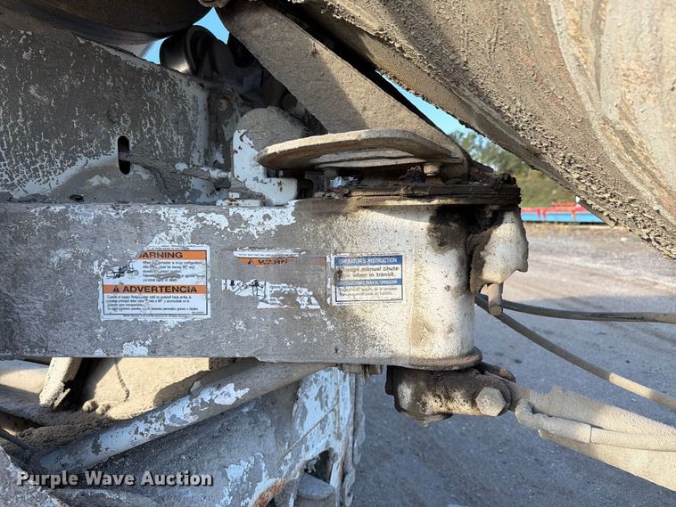 image for item FK4187 1999 Sterling Truck L8513 ready mix truck