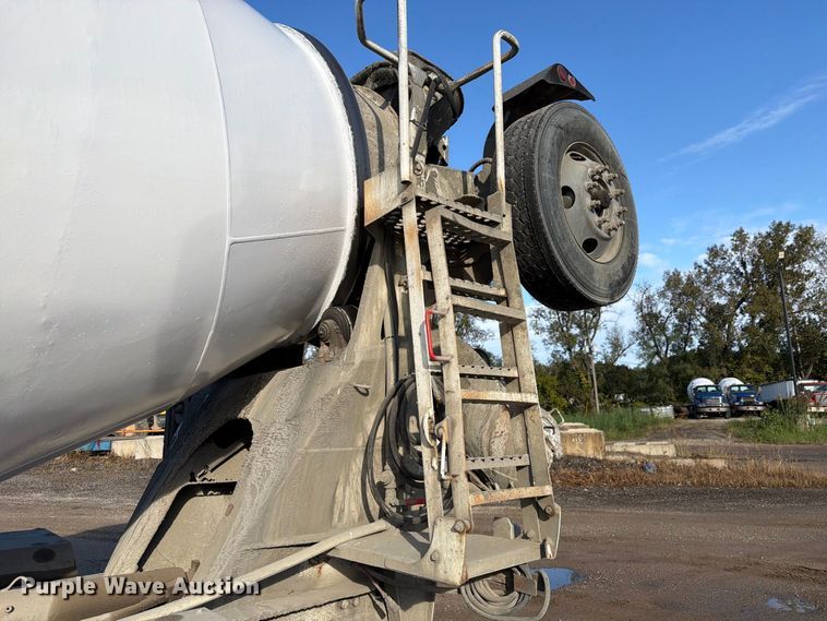 image for item FK4187 1999 Sterling Truck L8513 ready mix truck