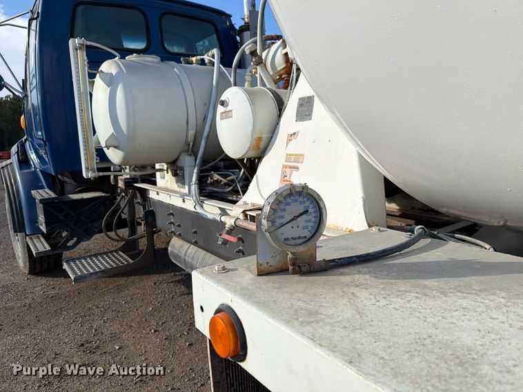 image for item FK4187 1999 Sterling Truck L8513 ready mix truck