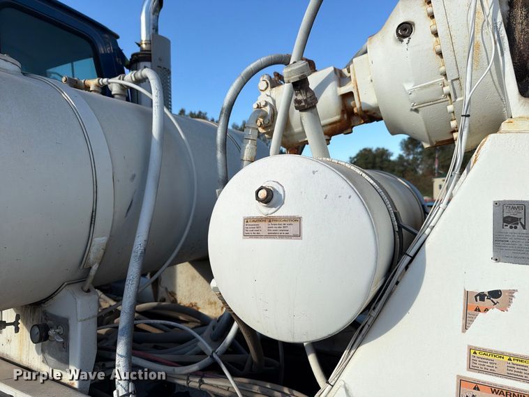 image for item FK4187 1999 Sterling Truck L8513 ready mix truck